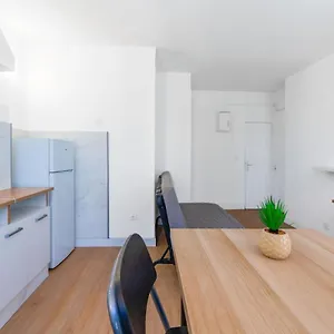 Joli 2 Pieces Proche Gare St Charles Appartement Marseille